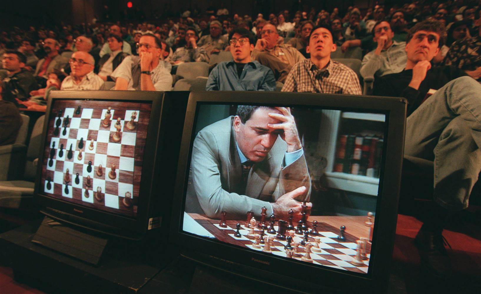 Kasparov's Rule To Play BRUTAL Chess [Even Carlsen Uses It!] - Remote Chess  Academy