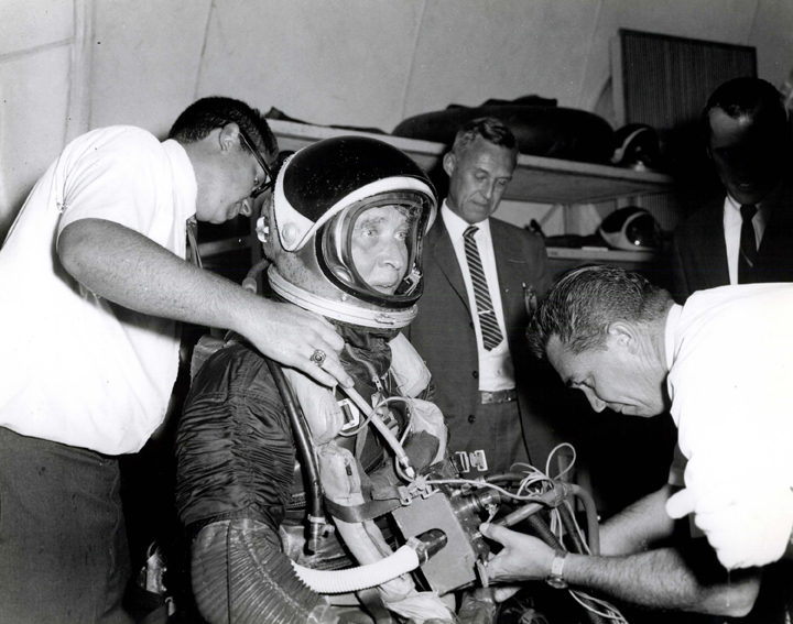 DR. WERNHER VON BRAUN SUITED UP IN SPACE SUIT PRIOR TO ENTERING MARSHALL SPACE FLIGHT CENTER'S NEUTRAL BUOYANCY SIMULATOR. 1967