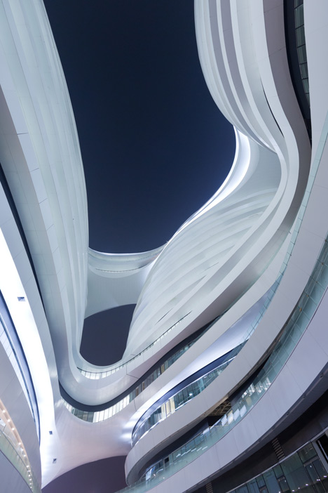 dezeen_Galaxy-SOHO-by-Zaha-Hadid-Architects-13