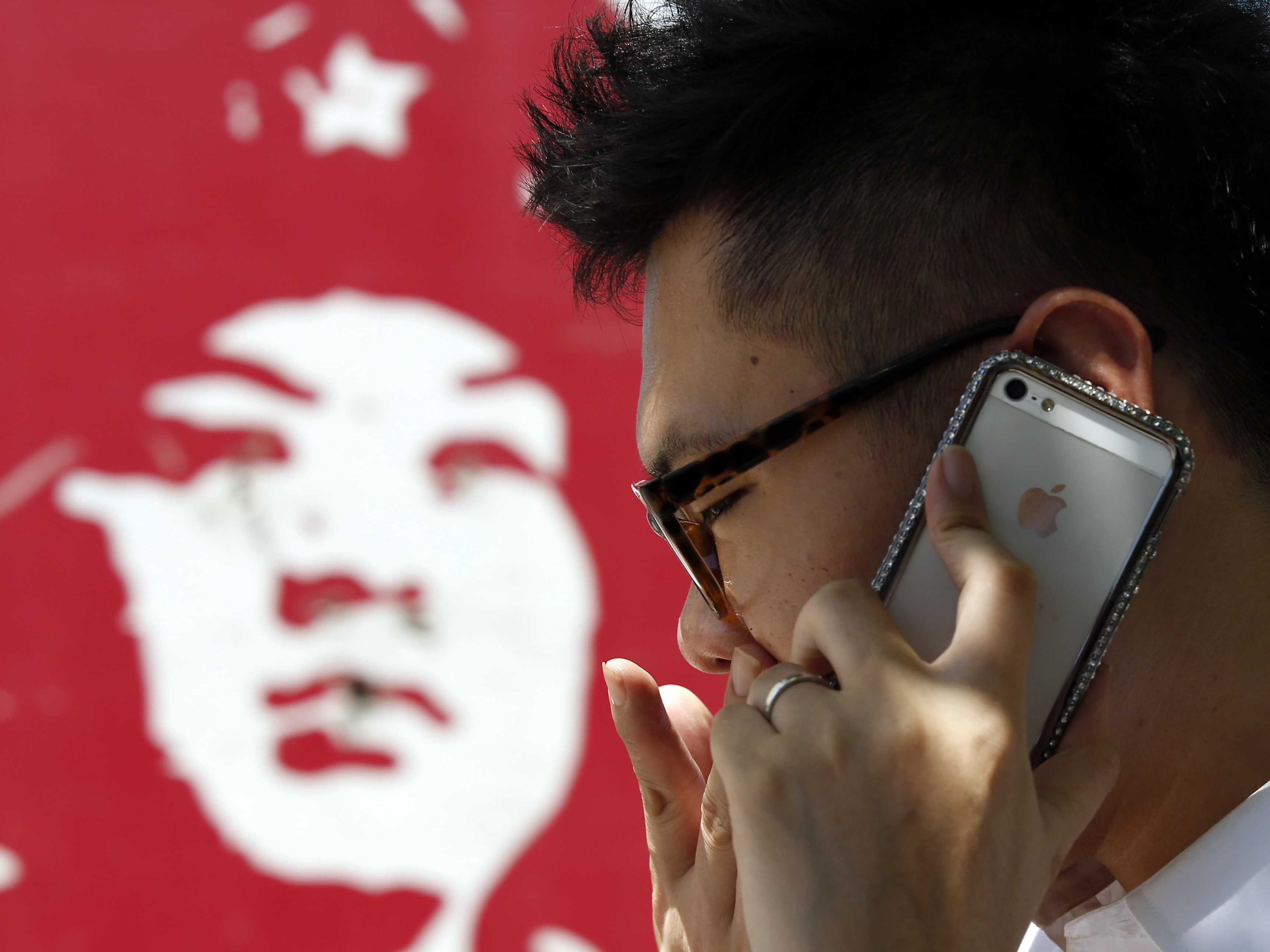 china-the-iphone-is-a-threat-to-national-security