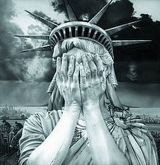 statue-of-liberty-crying315